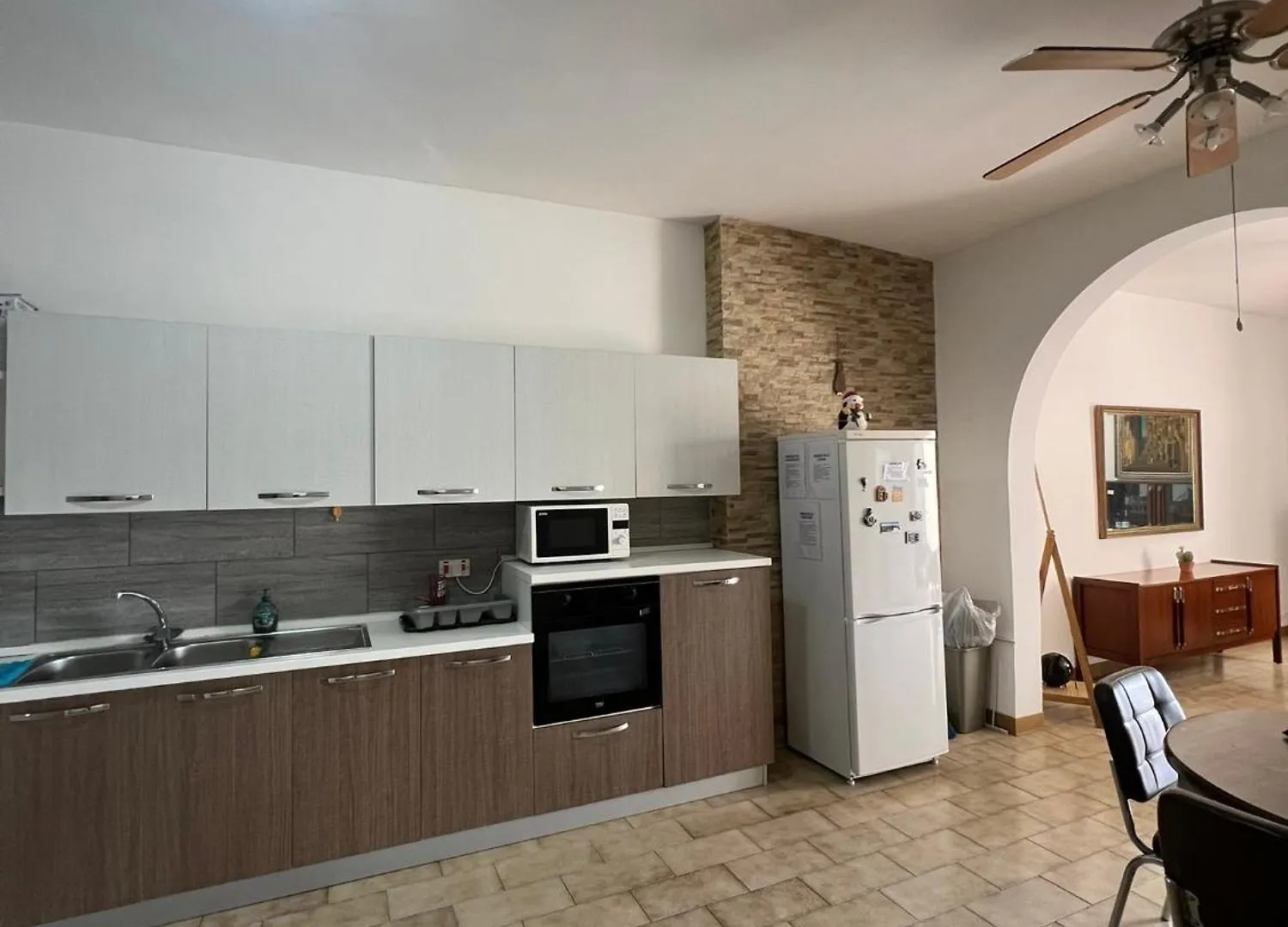 S2 Single Room, Shared Bathroom Saint Julian's