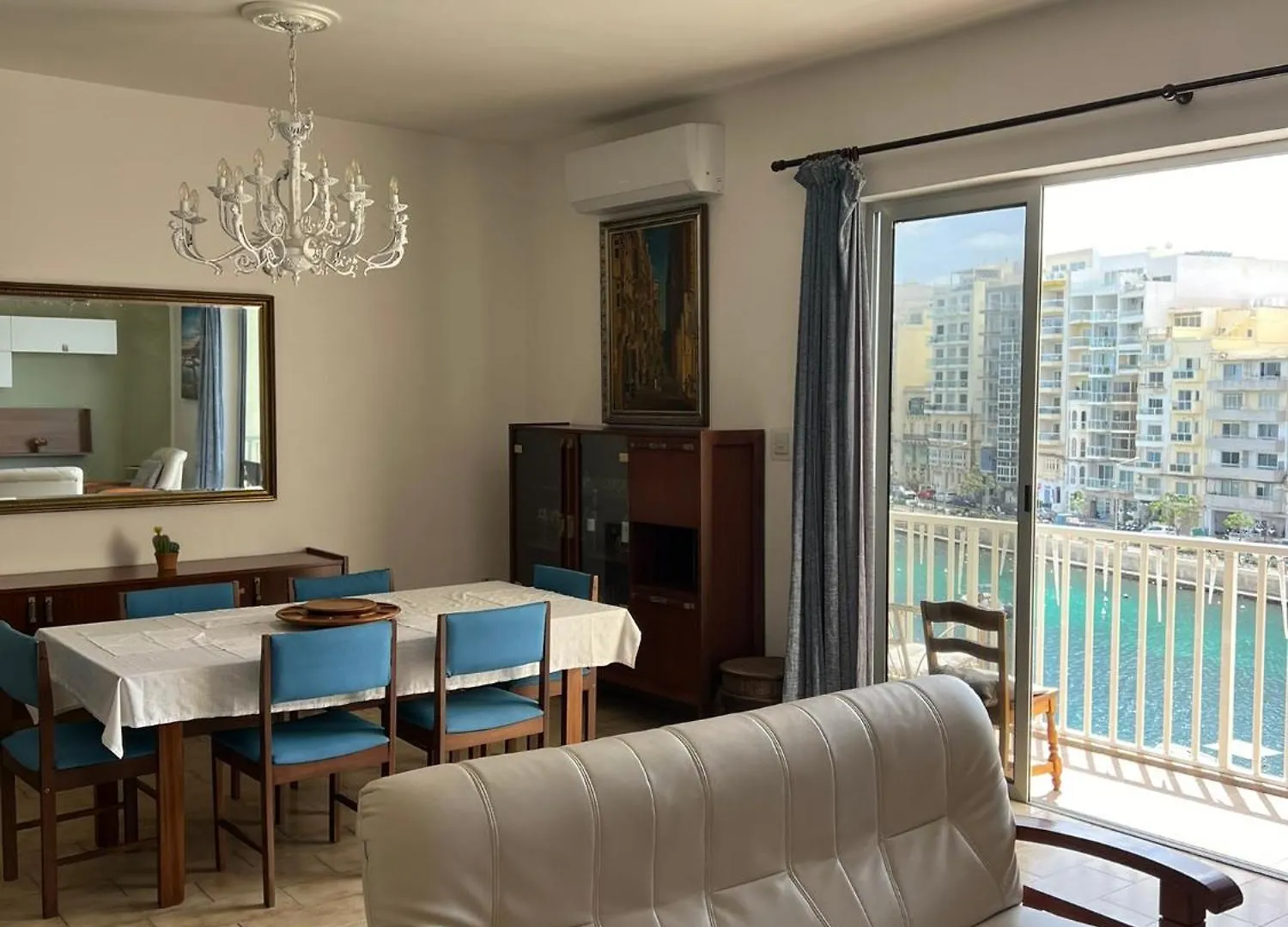 Homestay S2 Single Room, Shared Bathroom Saint Julian's Malta
